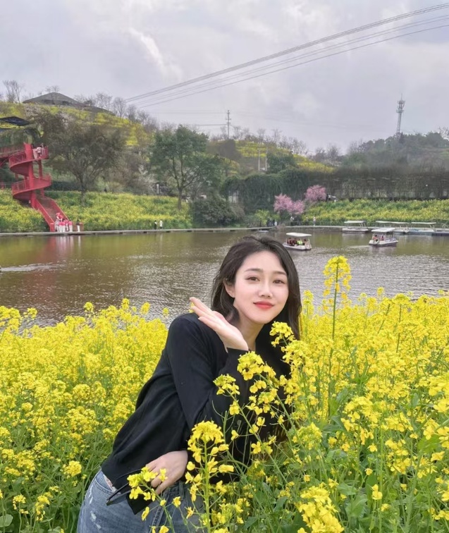 勤劳的小蜜蜂